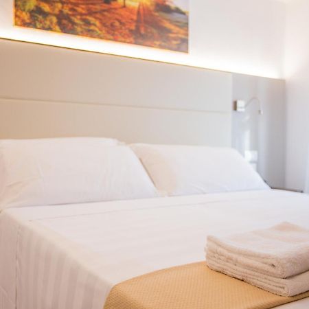 Hotel Villa Verde ริโวตอร์โต ภายนอก รูปภาพ