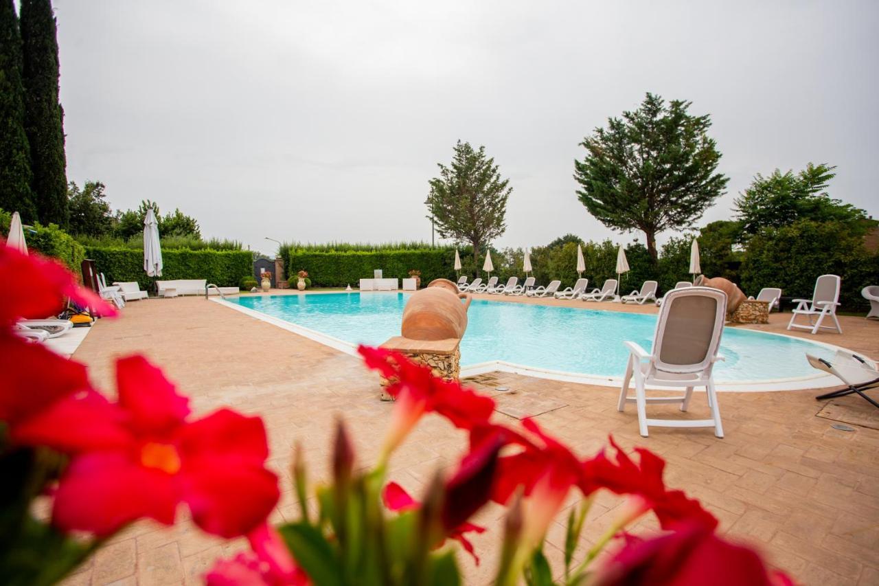 Hotel Villa Verde ริโวตอร์โต ภายนอก รูปภาพ