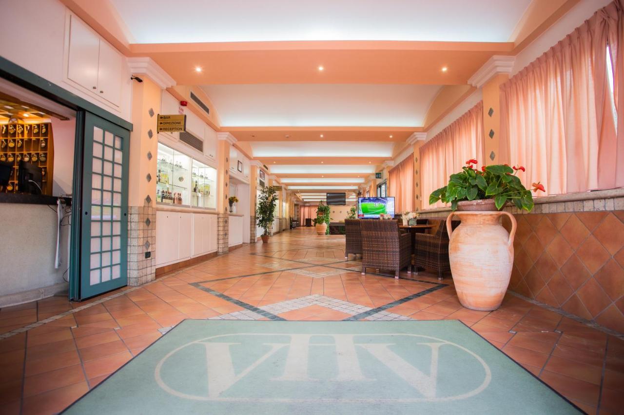 Hotel Villa Verde ริโวตอร์โต ภายนอก รูปภาพ