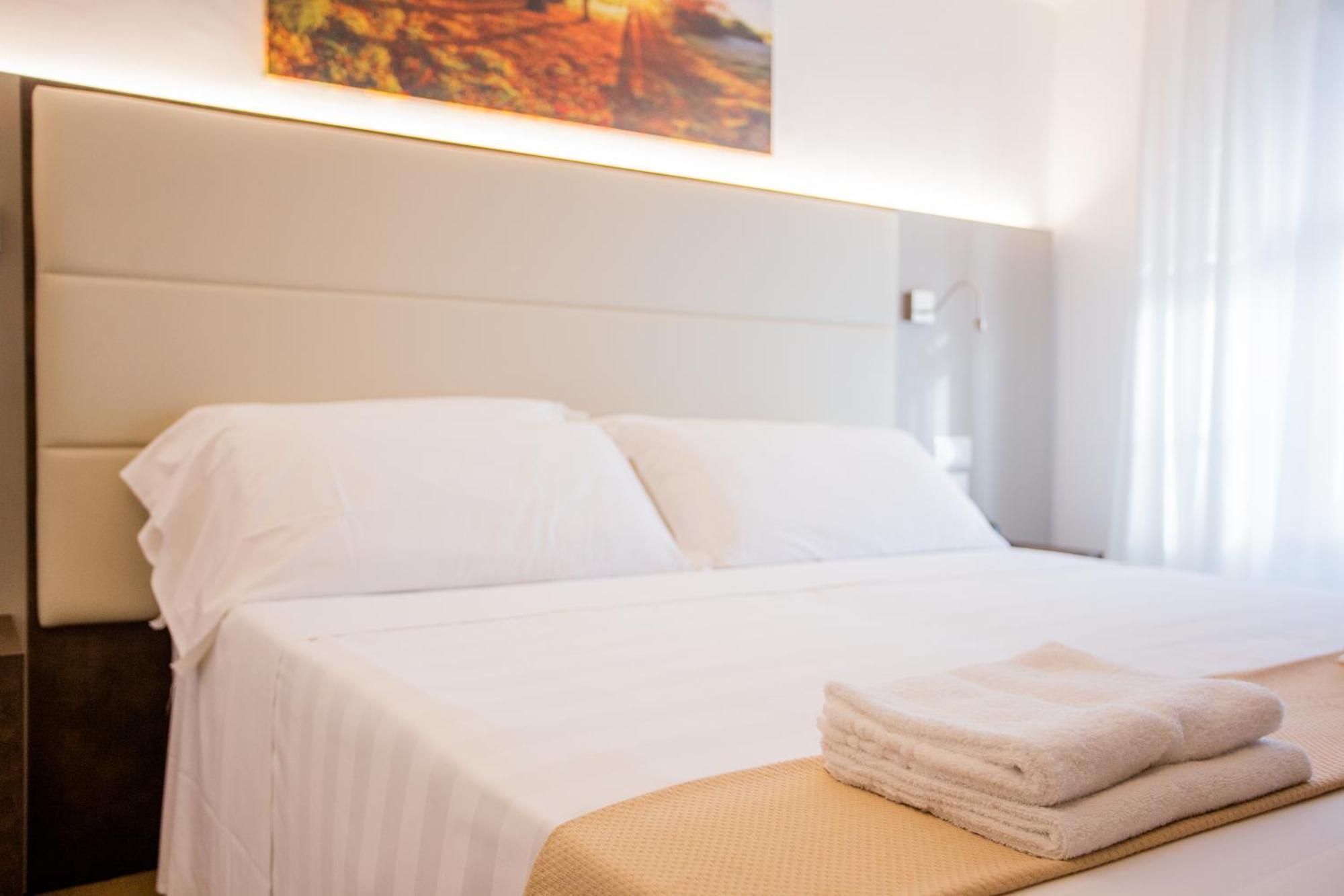 Hotel Villa Verde ริโวตอร์โต ภายนอก รูปภาพ